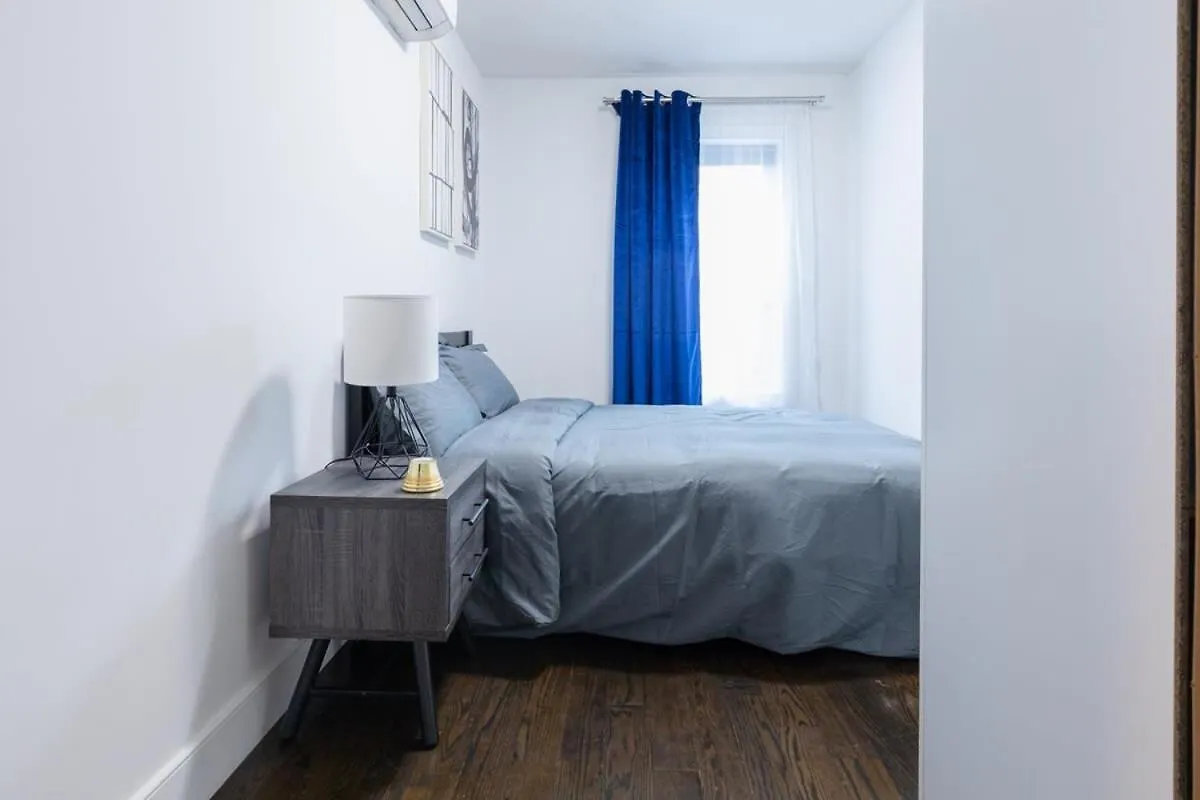 39-2 Renovated 3Br Apartment New York