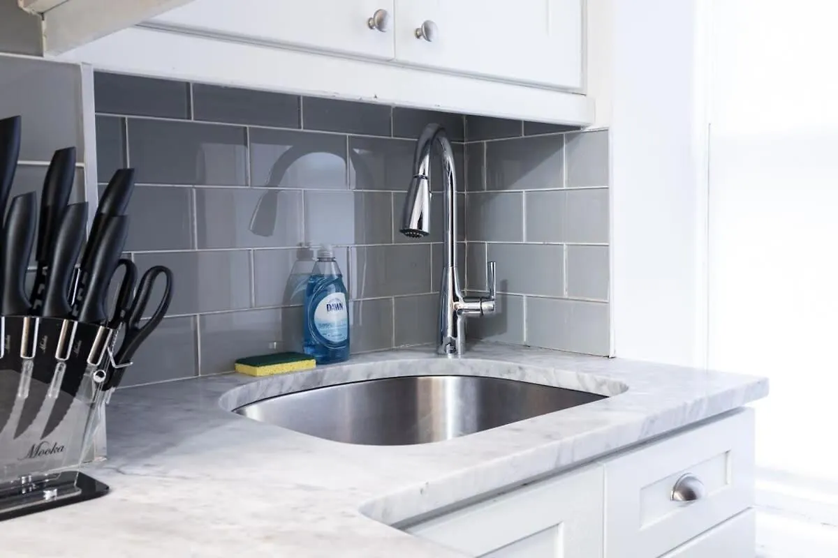 39-2 Renovated 3Br Apartment New York