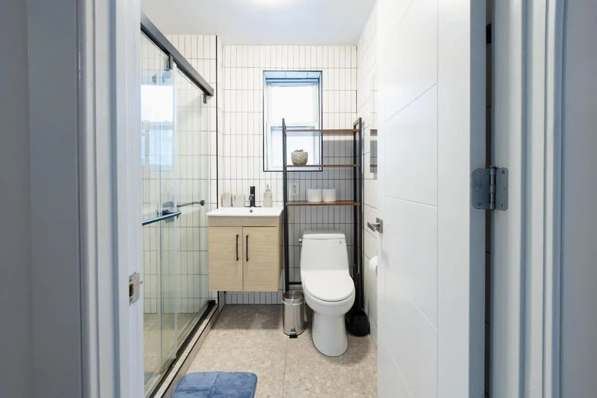 39-2 Renovated 3Br Apartment New York