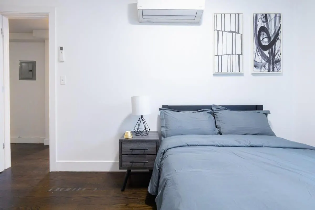 39-2 Renovated 3Br Apartment New York