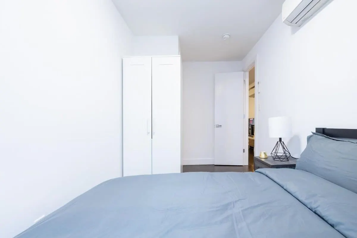 39-2 Renovated 3Br Apartment New York