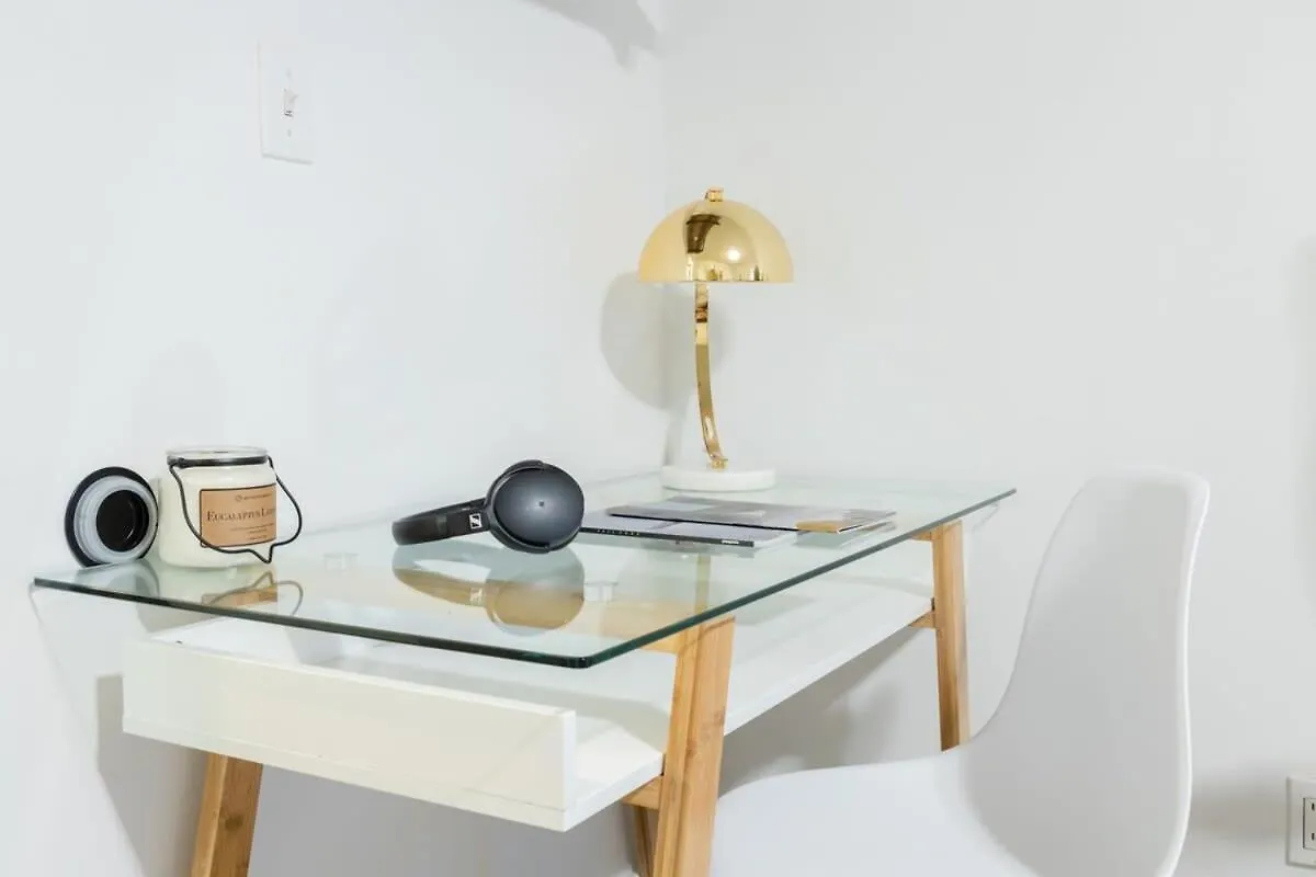 39-2 Renovated 3Br Appartement New York